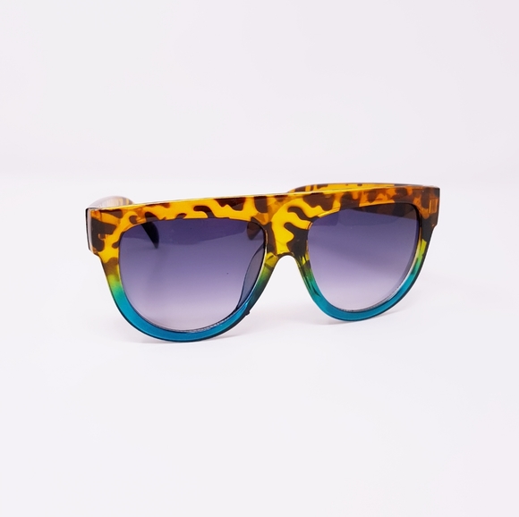 Accessories - Fashion Sunglasses